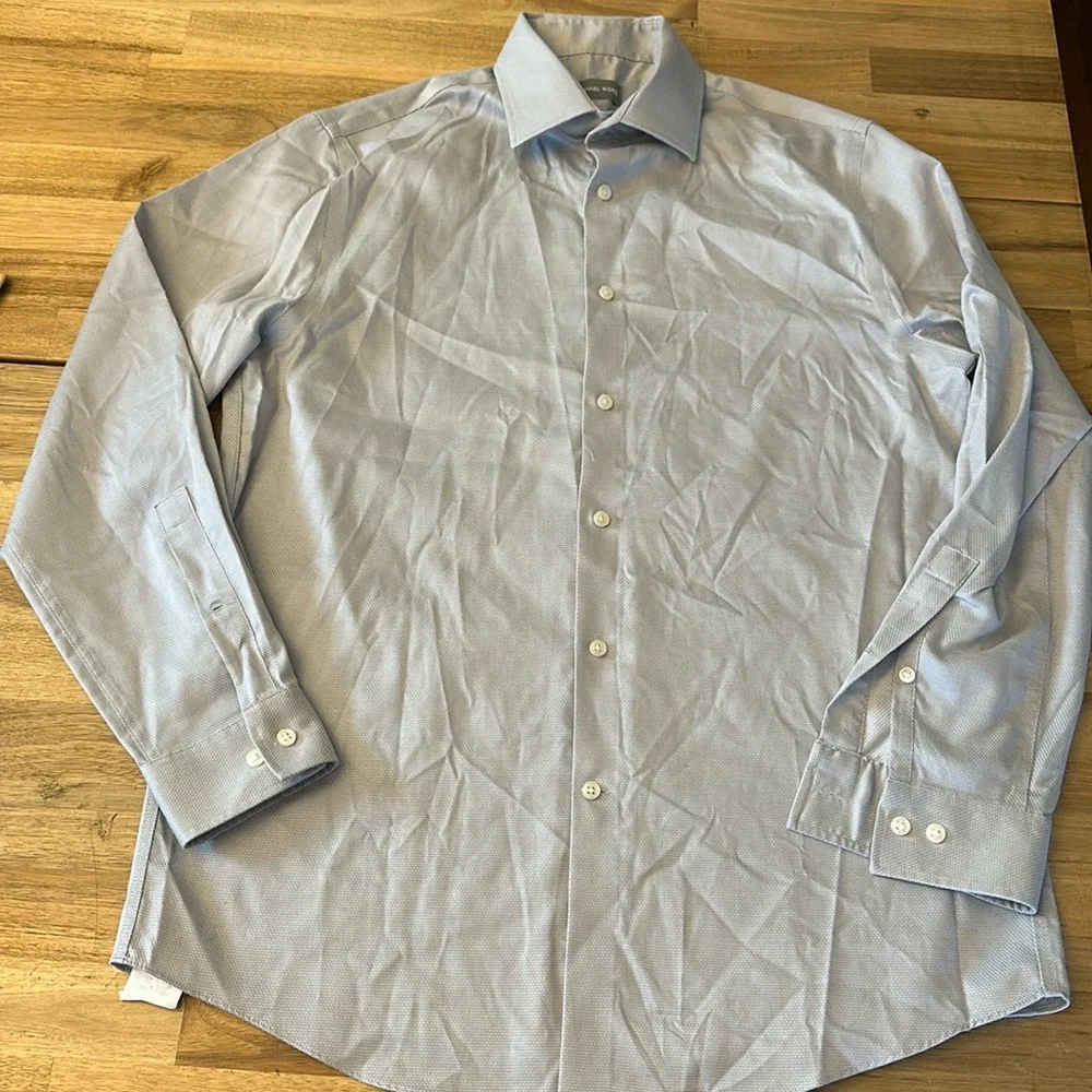 MICHAEL KORS ⭐️ regular fit airsoft stretch button down shirt - Picture 2 of 6